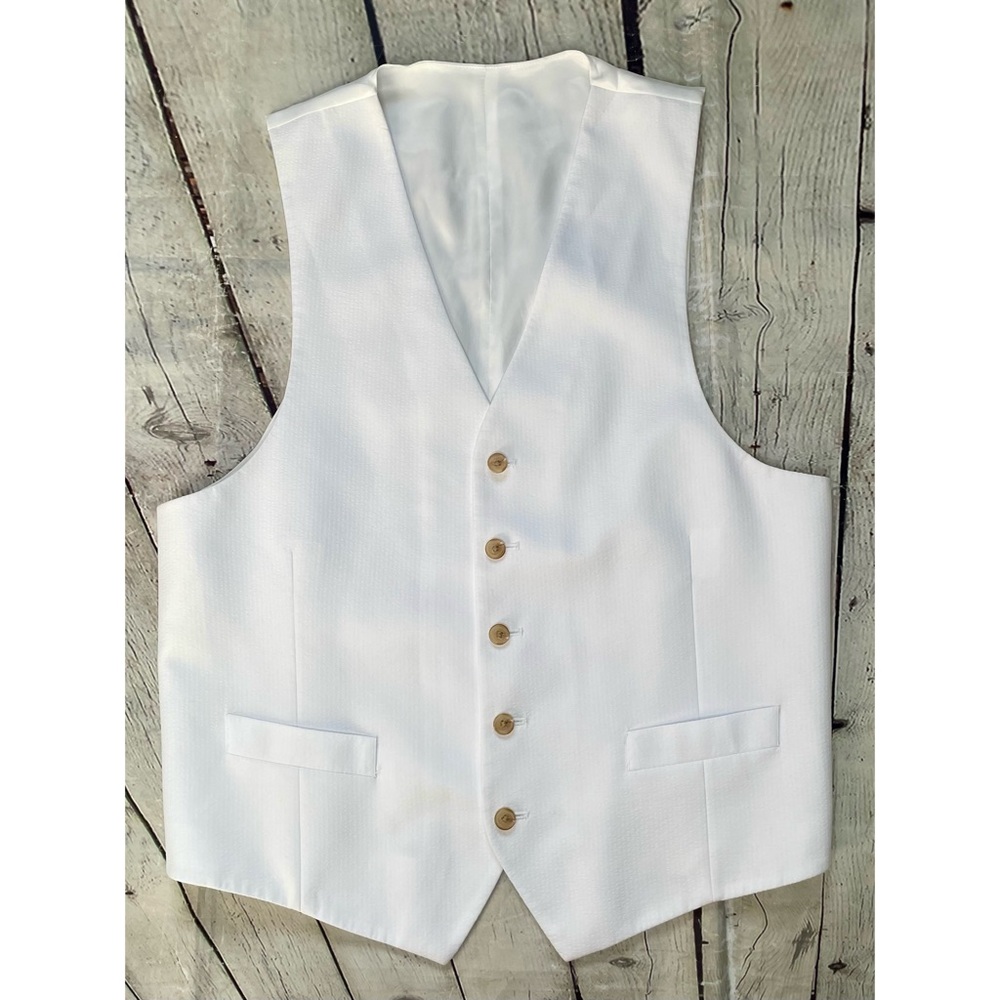 Men’s White Formal Vest - Picture 5 of 10